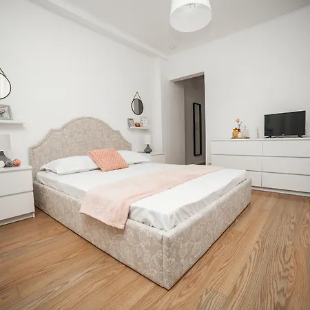 Smart Affittacamere 3*